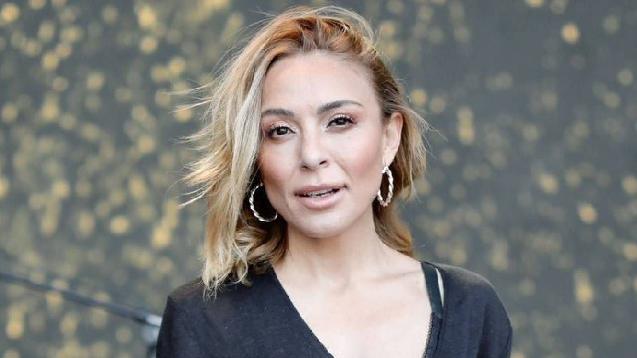 Ziynet Sali Konserinde Korkutan Anlar: Sahnedeyken Baygınlık Geçirdi